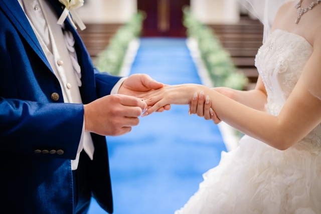 結婚式までの流れ 結婚式準備は何から始める 式場の探し方や当日に向けた準備を解説 Key Marriage